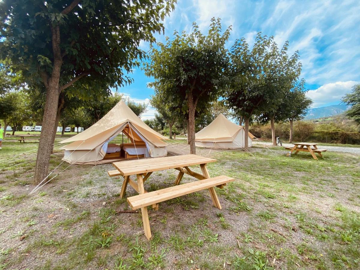 Camping Oliana Exterior foto