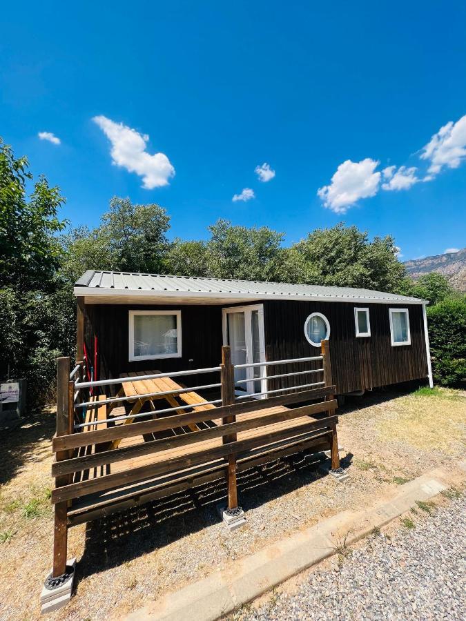 Camping Oliana Exterior foto